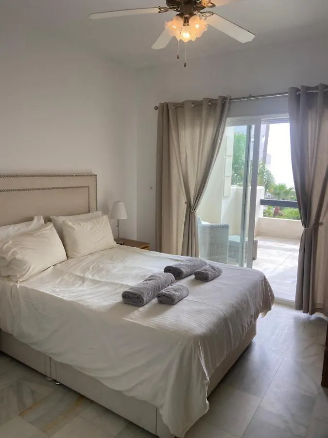 Arruzafa Playa Beachfront Apartment La Cala De Mijas