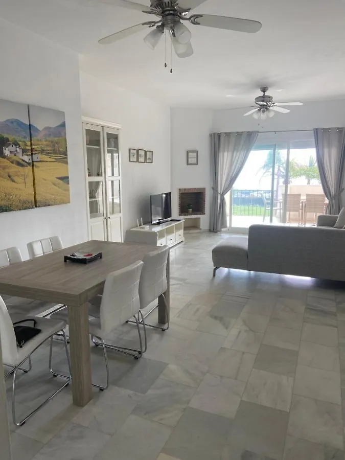 Arruzafa Playa Beachfront Apartment La Cala De Mijas